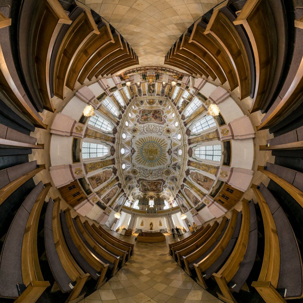 Bürgersaal Oberkirche Mitte Stereographic Up Square