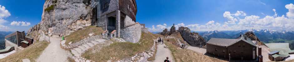MMatern_20080511_1626_WendelsteinHinterGipfelstation_wpheader.jpg