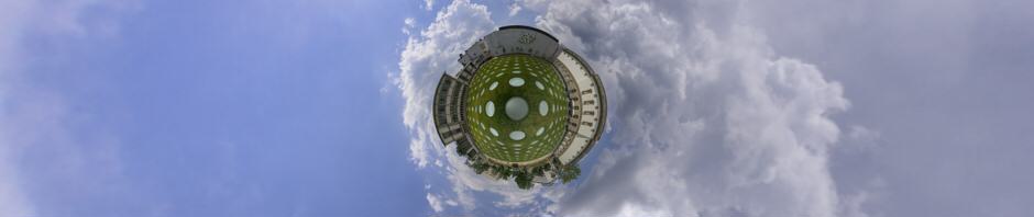MMatern_20130608_1562_Staedel_LittlePlanet_wpheader.jpg