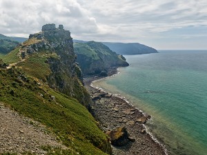 Stitched panorama from 20 source images (raw recovery applied in Oloneo Photo Engine after stitching) Castle Rock near Lynton (Devon, England)