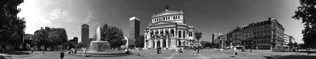 Opernplatz in the summer of 2004