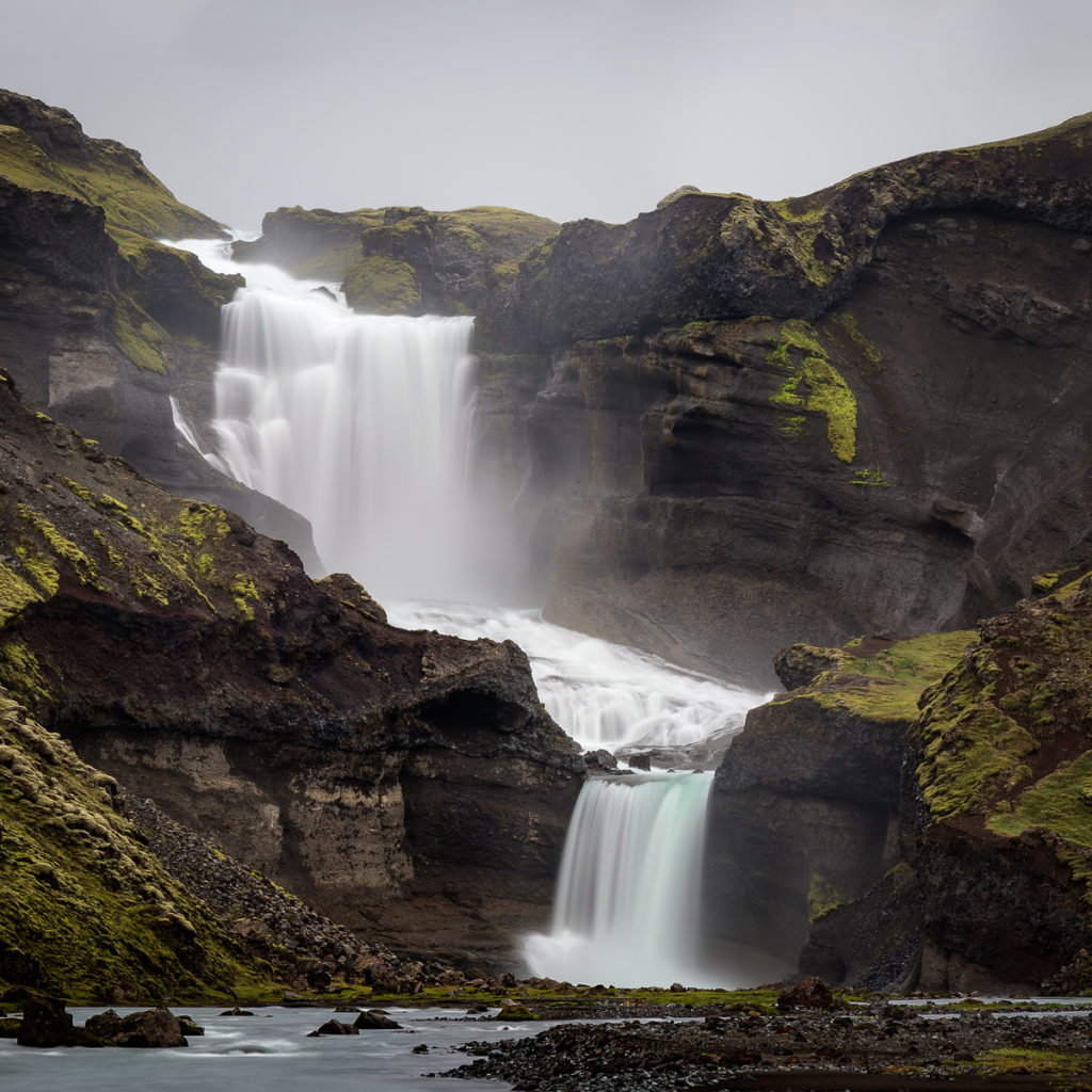 Standing at Ófærufoss in the Eldgjá chasm (Iceland).