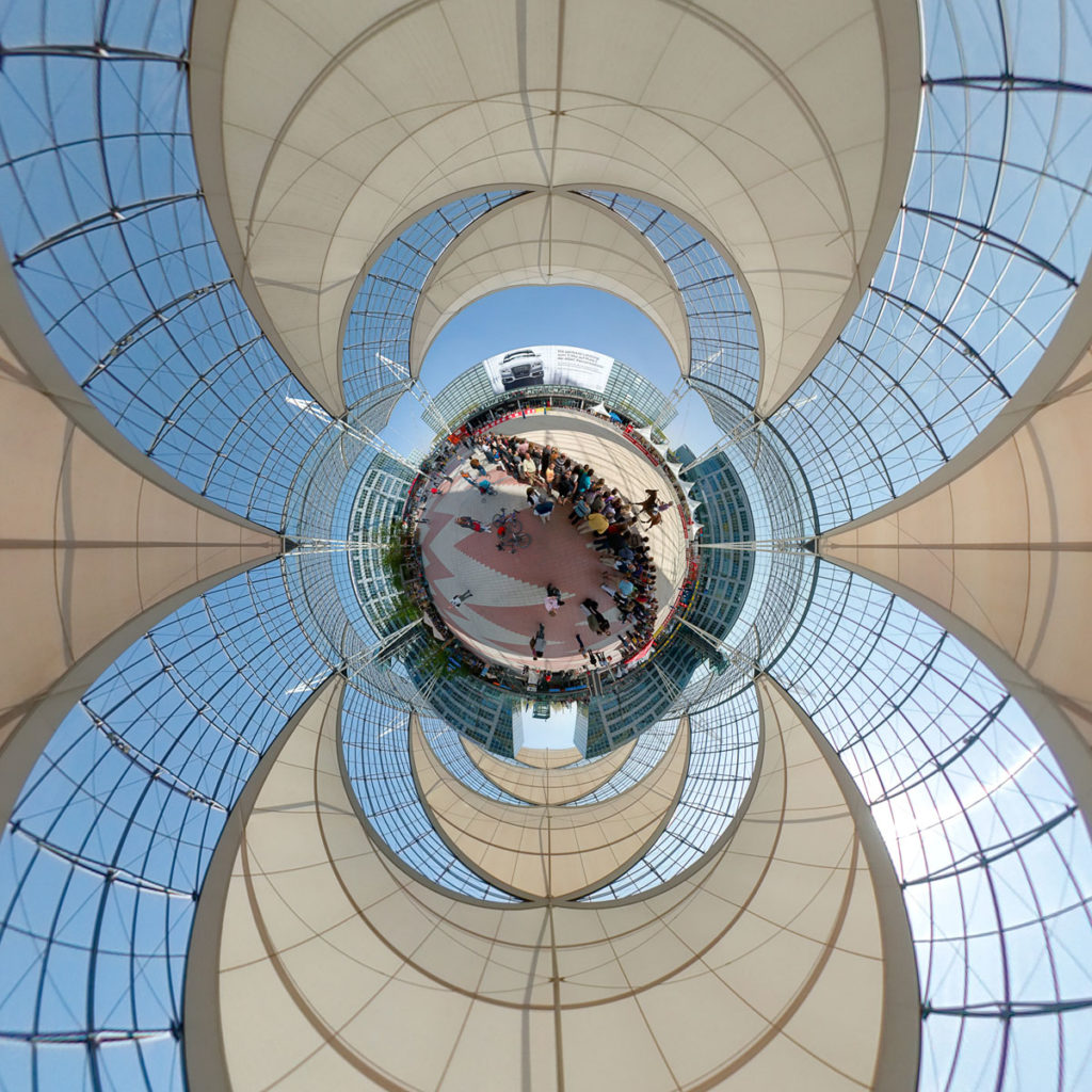 Munich Airport Arena Polo - Stereographic Down